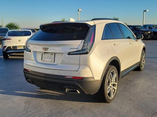 2022 Cadillac XT4 Sport