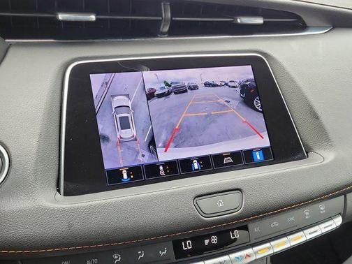 2022 Cadillac XT4 Sport