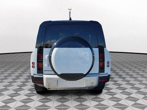 2025 Land Rover Defender P300 S