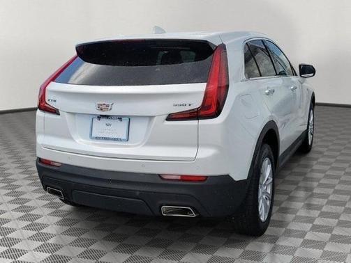 2023 Cadillac XT4 Luxury