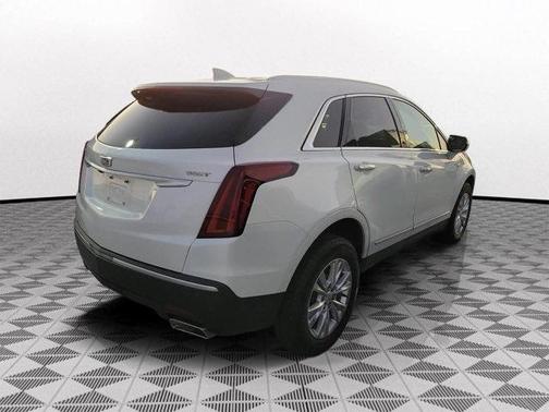 2023 Cadillac XT5 Luxury