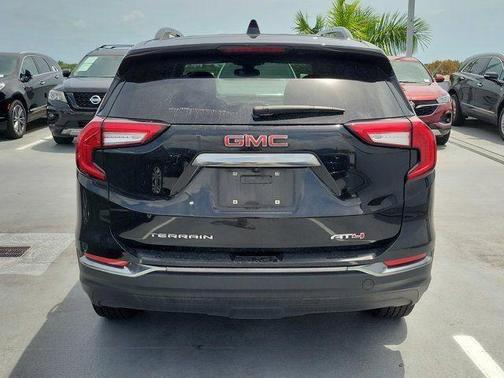 Ebony Twilight Metallic 2022 GMC Terrain AT4