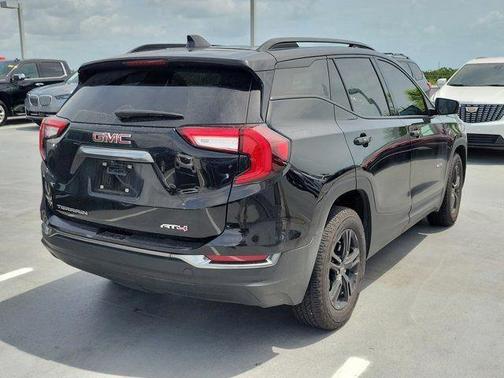 Ebony Twilight Metallic 2022 GMC Terrain AT4