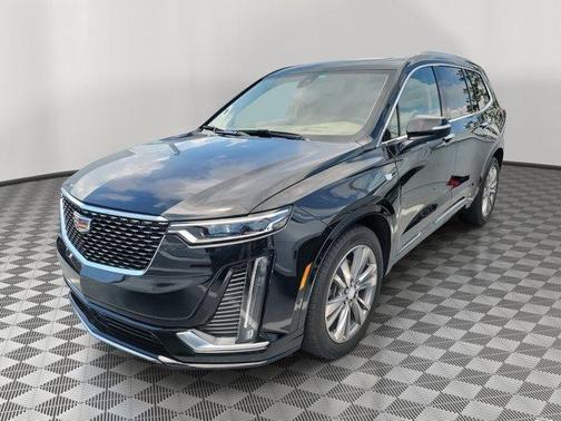 2023 Cadillac XT6 Premium Luxury FWD