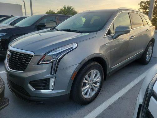 Silver Metallic 2023 Cadillac XT5 Luxury