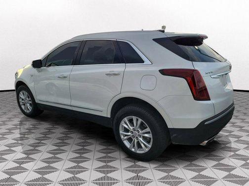 Crystal White Tri-Coat 2023 Cadillac XT5 Luxury