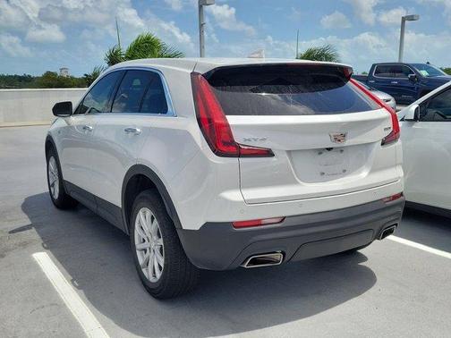 2023 Cadillac XT4 Luxury