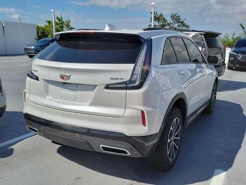 2025 Cadillac XT4 Sport