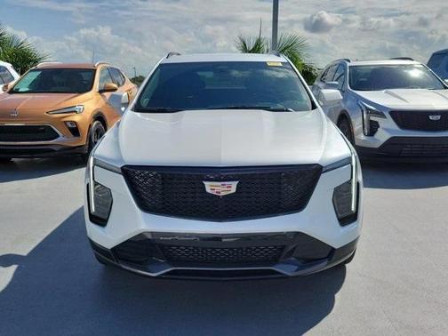 2025 Cadillac XT4 Sport