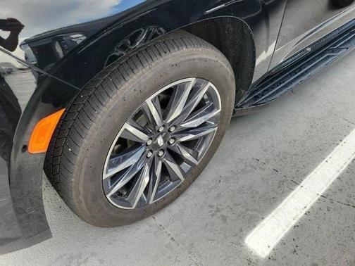 2023 Cadillac Escalade ESV Sport Platinum