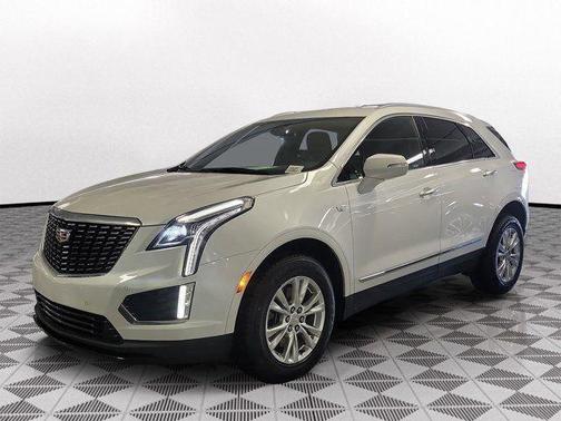 Crystal White Tri-Coat 2023 Cadillac XT5 Luxury