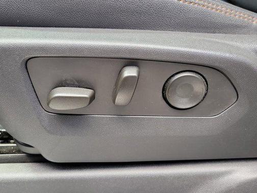 Onyx Black 2023 GMC Sierra 1500 AT4