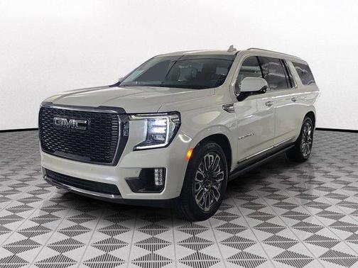 White Frost Tri-Coat 2024 GMC Yukon XL Denali Ultimate