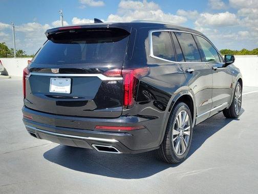 2021 Cadillac XT6 Premium Luxury FWD