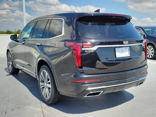2021 Cadillac XT6 Premium Luxury FWD