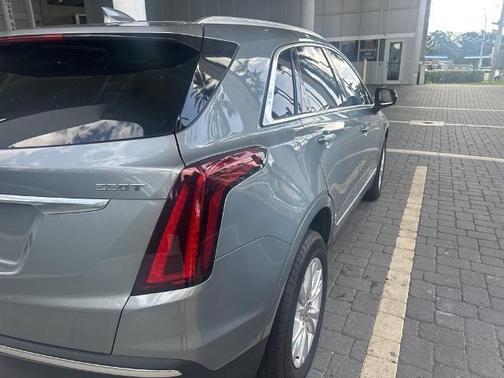 2023 Cadillac XT5 Luxury