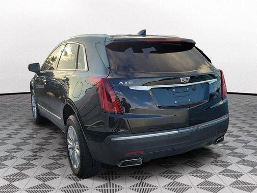 Stellar Black Metallic 2023 Cadillac XT5 Luxury