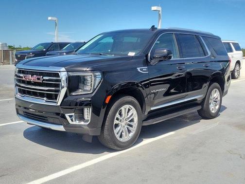 2022 GMC Yukon SLT