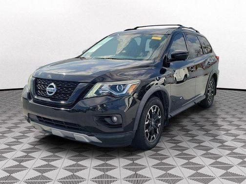 2020 Nissan Pathfinder SL