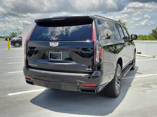 2021 Cadillac Escalade ESV Sport
