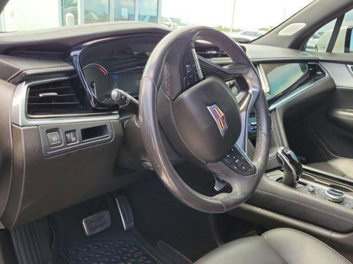 Crystal White Tri-Coat 2022 Cadillac XT6 Sport AWD