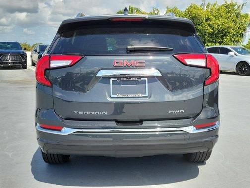 2022 GMC Terrain Denali