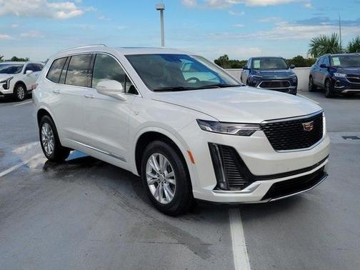 2024 Cadillac XT6 Luxury FWD