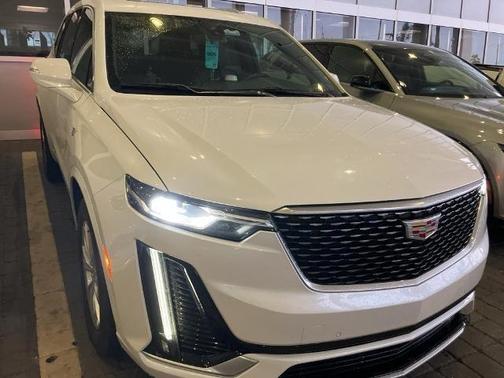 2024 Cadillac XT6 Luxury FWD