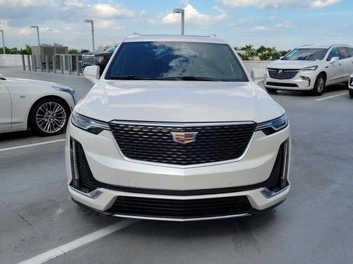 2024 Cadillac XT6 Luxury FWD