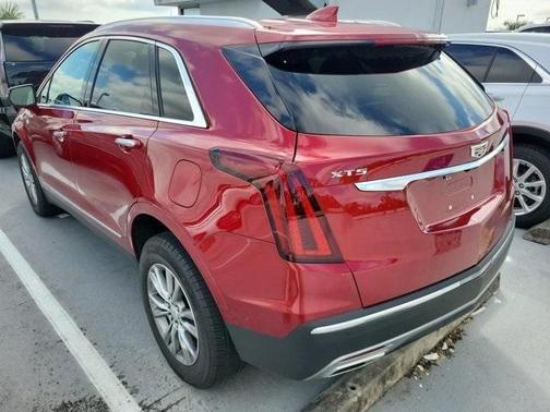 2023 Cadillac XT5 Premium Luxury