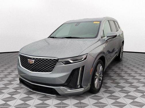 Silver Metallic 2023 Cadillac XT6 Premium Luxury FWD