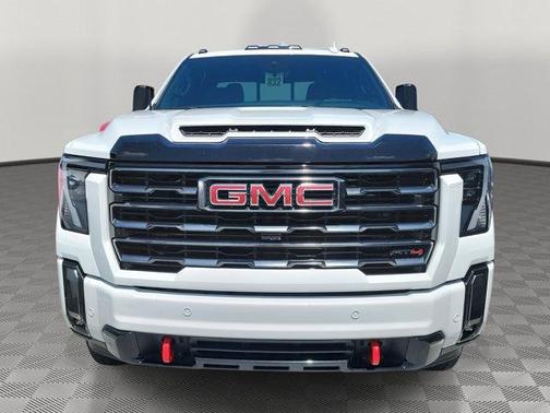 2024 GMC Sierra 2500 AT4
