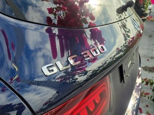 2022 Mercedes-Benz GLC 300 Base