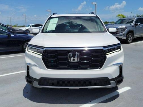 2023 Honda Pilot Elite