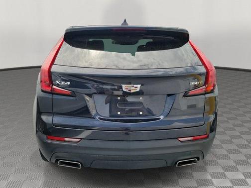 2022 Cadillac XT4 Luxury