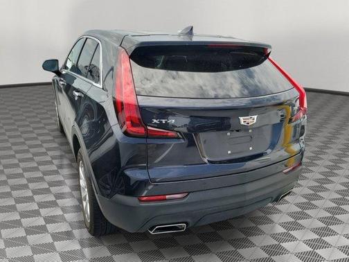 2022 Cadillac XT4 Luxury