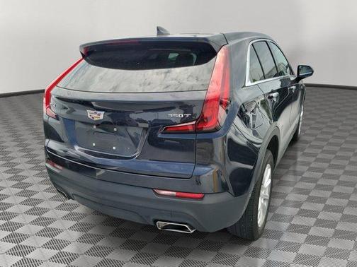 2022 Cadillac XT4 Luxury