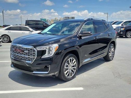 2024 GMC Terrain Denali
