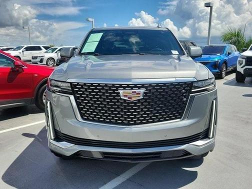 2023 Cadillac Escalade Luxury