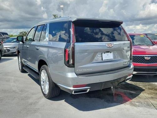2023 Cadillac Escalade Luxury