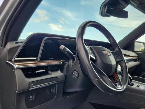 2023 Cadillac Escalade Luxury