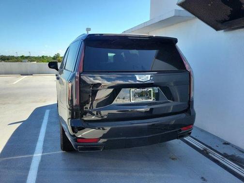 2023 Cadillac Escalade Sport