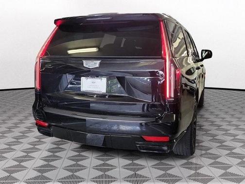 2023 Cadillac Escalade Sport