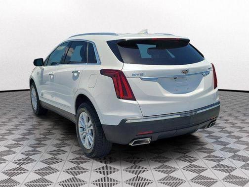 Crystal White Tri-Coat 2023 Cadillac XT5 Luxury