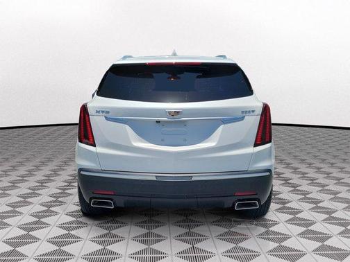 Crystal White Tri-Coat 2023 Cadillac XT5 Luxury