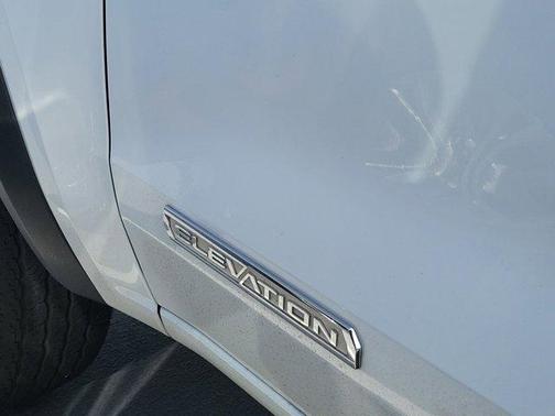 2023 GMC Canyon Elevation