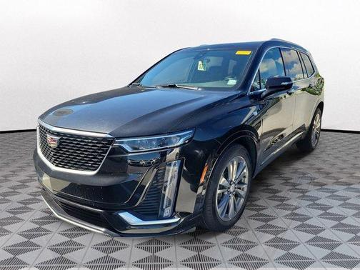 2022 Cadillac XT6 Premium Luxury FWD