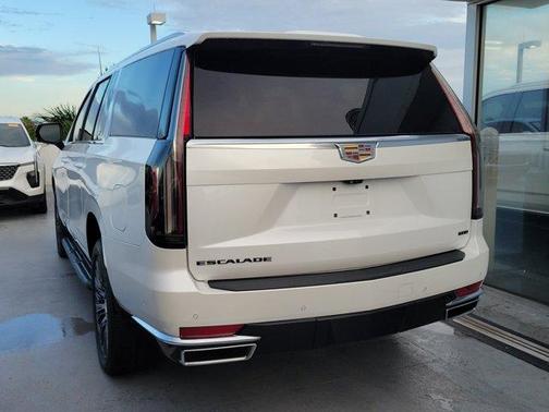 Crystal White Tri-Coat 2022 Cadillac Escalade ESV Premium Luxury
