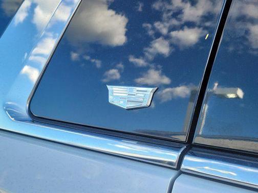 Crystal White Tri-Coat 2022 Cadillac Escalade ESV Premium Luxury
