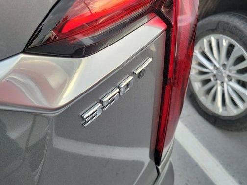 Silver Metallic 2024 Cadillac XT6 Luxury FWD